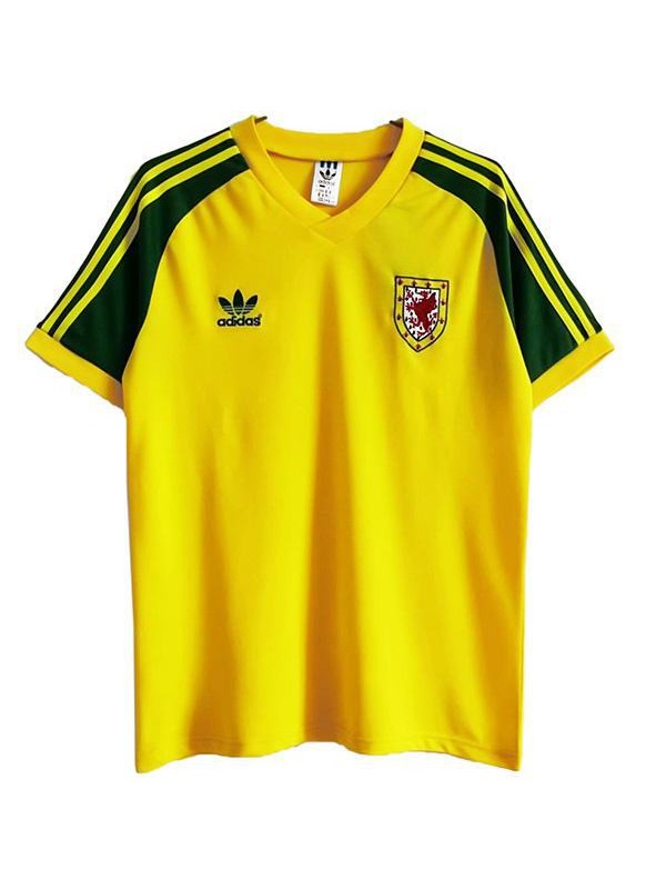 Wales away retro soccer jersey maillot match men's second sportswear football shirt yellow 1982